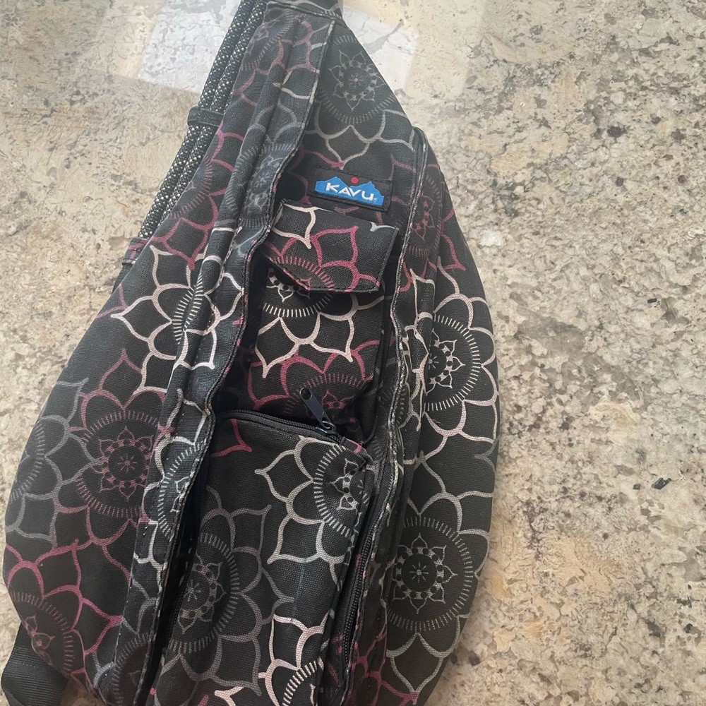 Kavu Black and Pink Patterned Sling Bag